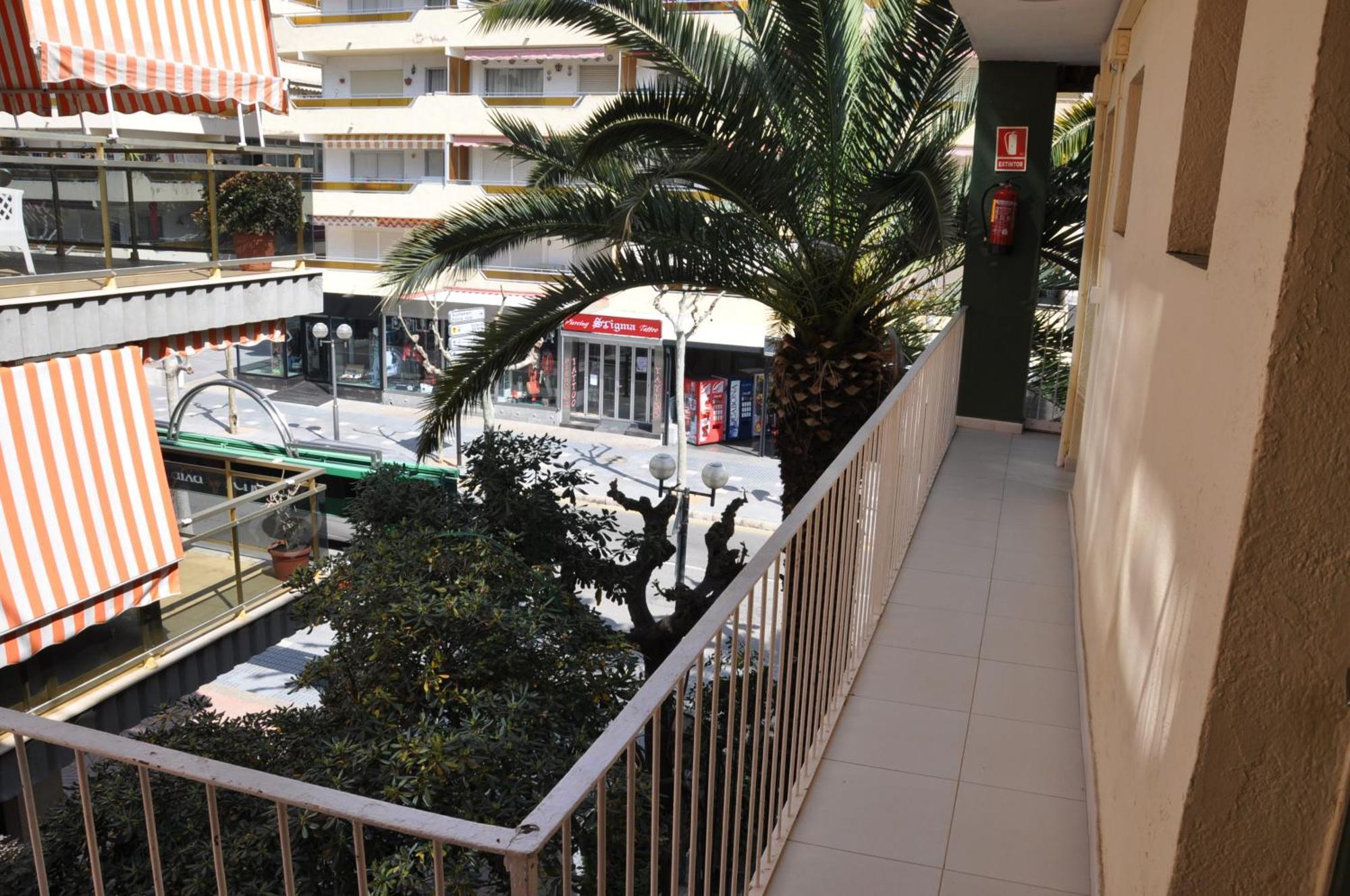 Hostal Montsant سالو المظهر الخارجي الصورة