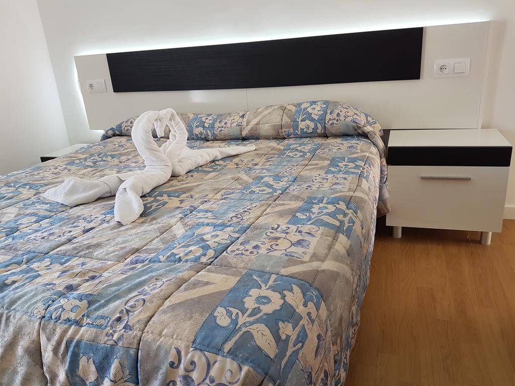 Hostal Montsant سالو المظهر الخارجي الصورة