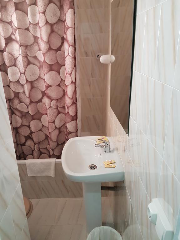Hostal Montsant سالو المظهر الخارجي الصورة